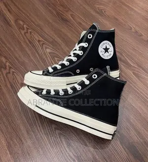 Photo - Authentic Chuck Taylor Converse Sneaker