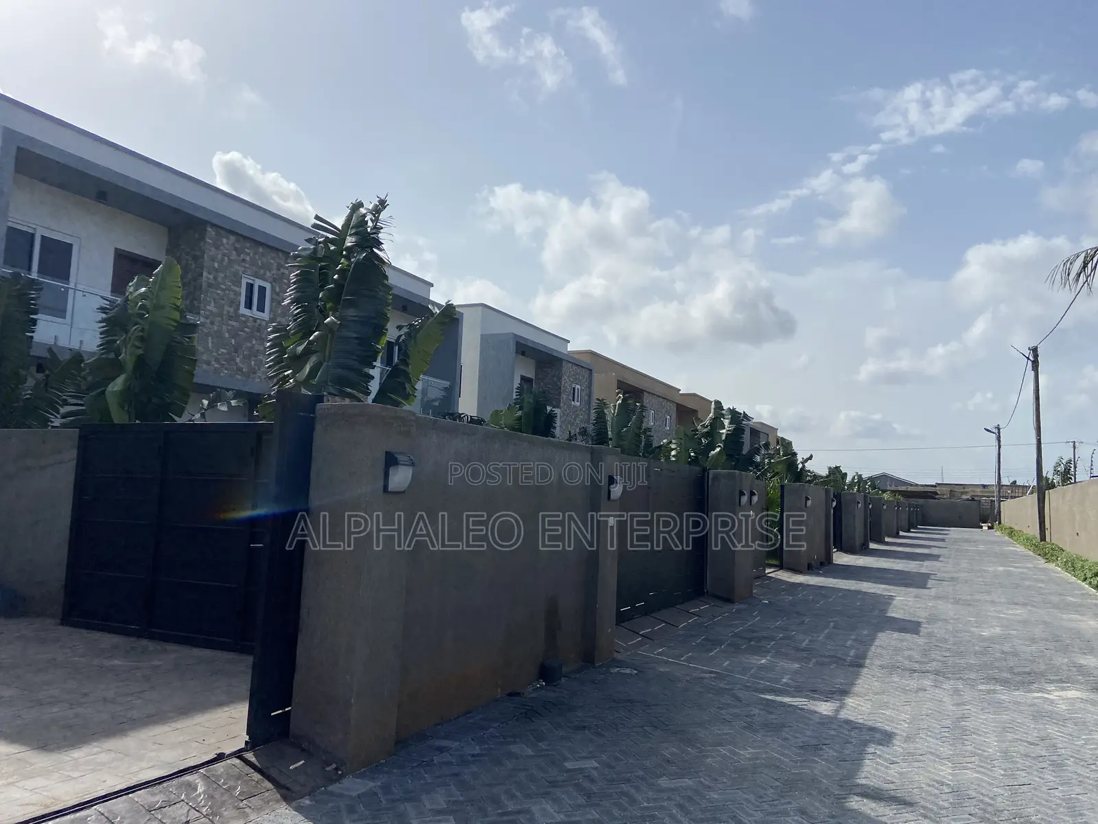 Furnished 3bdrm Duplex in Manet Estate for sale