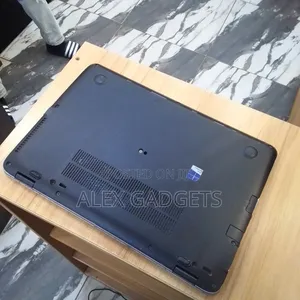 Laptop HP EliteBook 745 G4 8GB AMD A8 SSD 256GB
