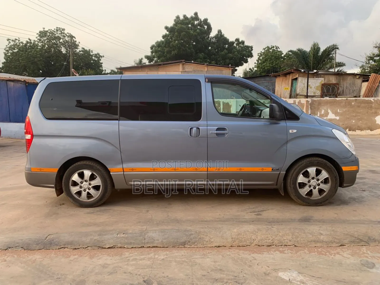 Hyundai Starex For Rental