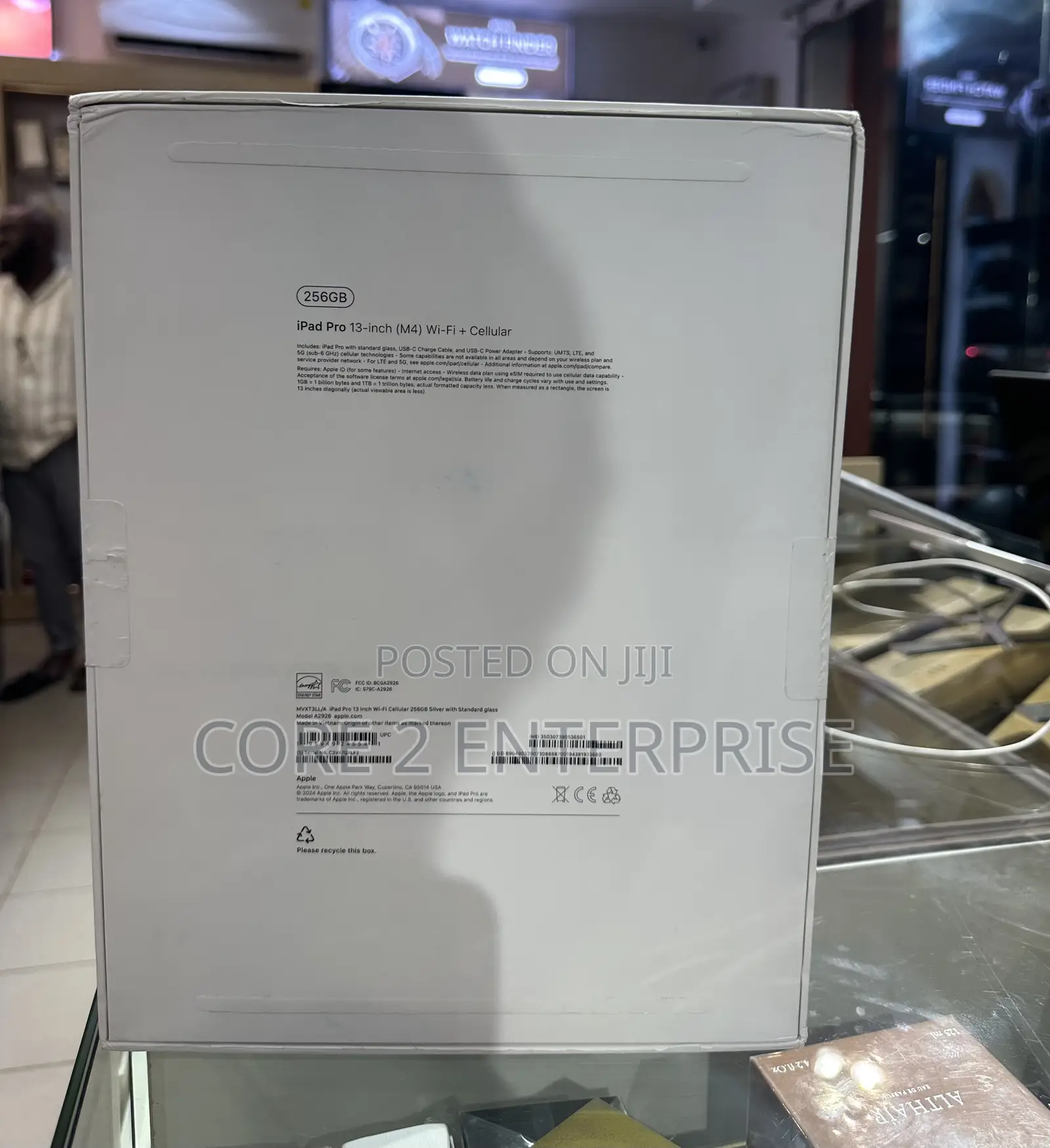 New Apple iPad Pro 13 (2024) 256 GB Silver