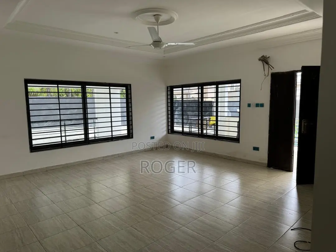 3bdrm House in East Legon for rent