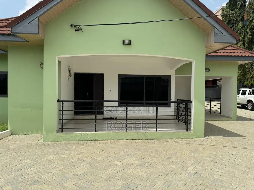 3bdrm House in East Legon for rent
