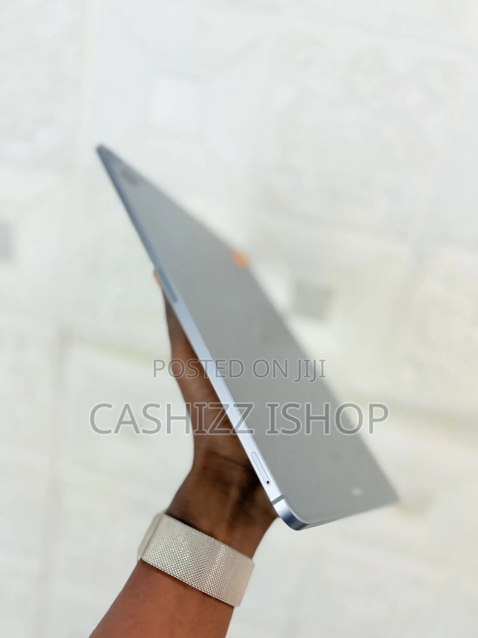 Apple iPad Pro 12.9 (2022) 256 GB Gray