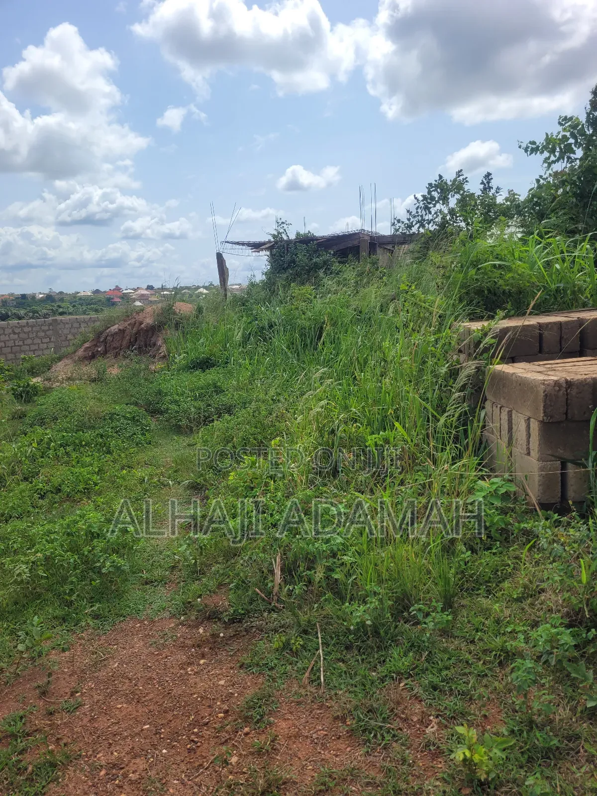 Land for Sale at Santa'si Darko