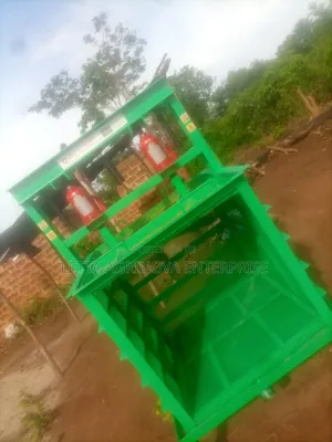40 Ton Hydraulic Cassava Dough Presser/ Squeezing Machine