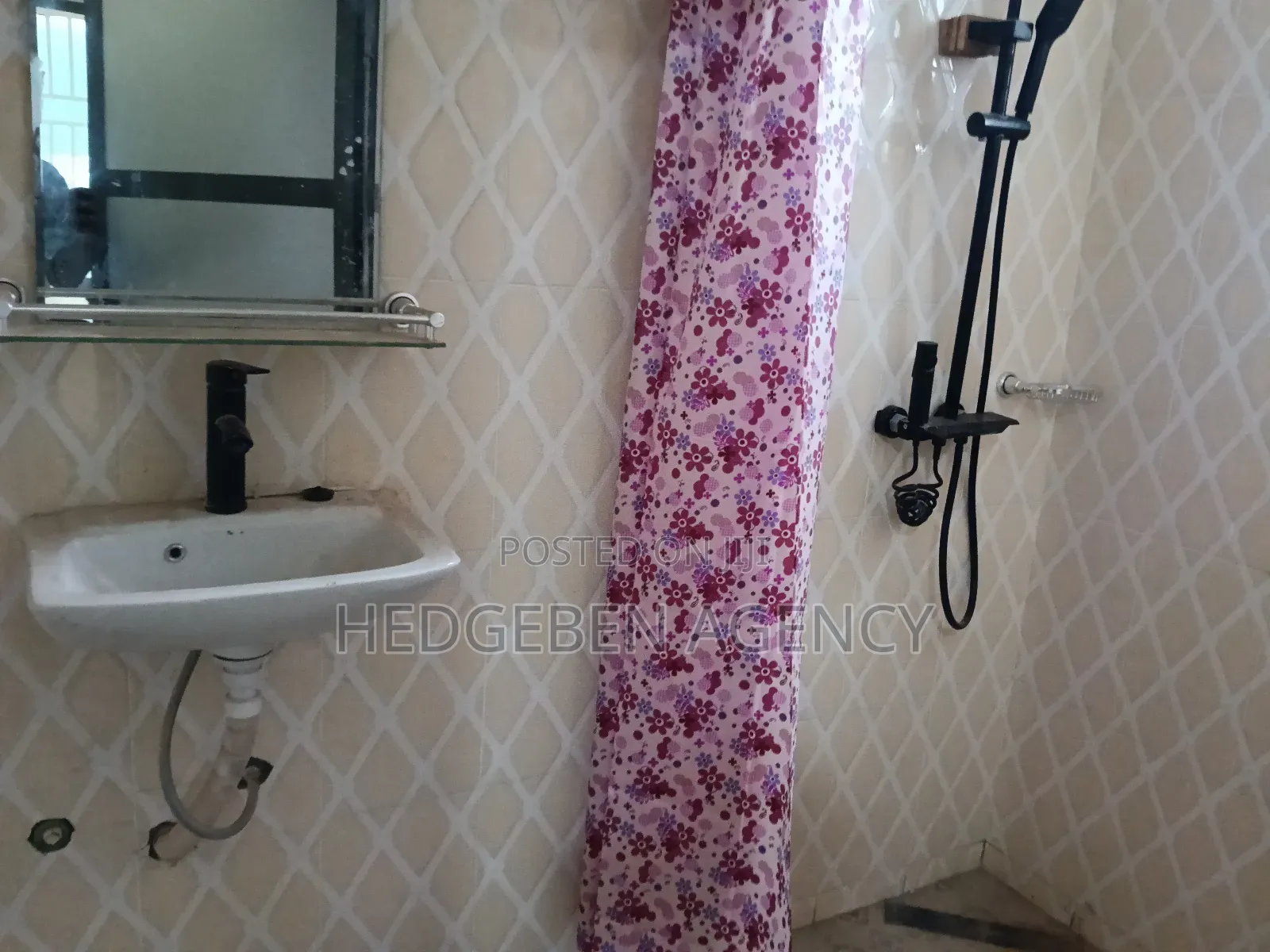 3bdrm Apartment in Oyarifa for rent