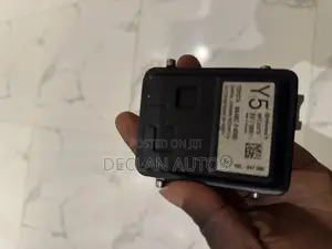Toyota C-hr Hybrid  Front Bumper Camera