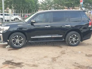 Toyota Land Cruiser 4.0 V6 GX 2012 Black