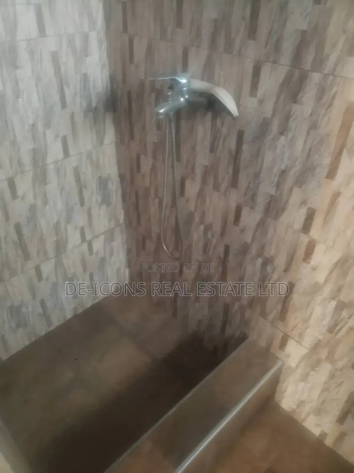 2bdrm Apartment in De-Icons Real Estate, Ga South Municipal for rent