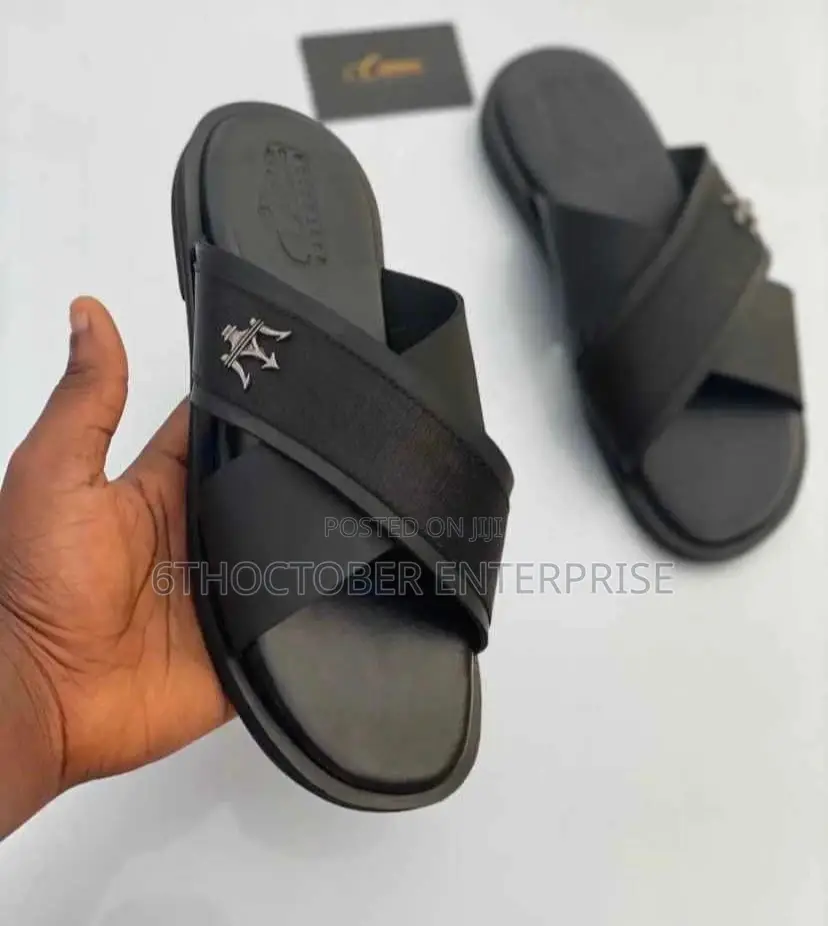 Slippers/Slides
