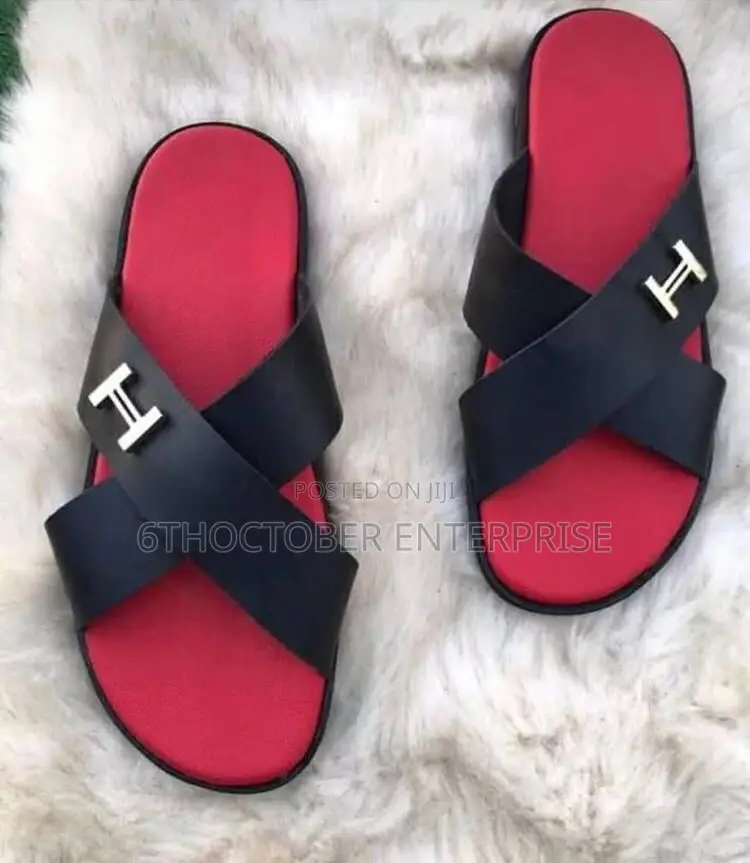 Slippers/Slides