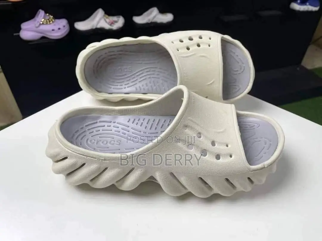 Crocs Echo Slides