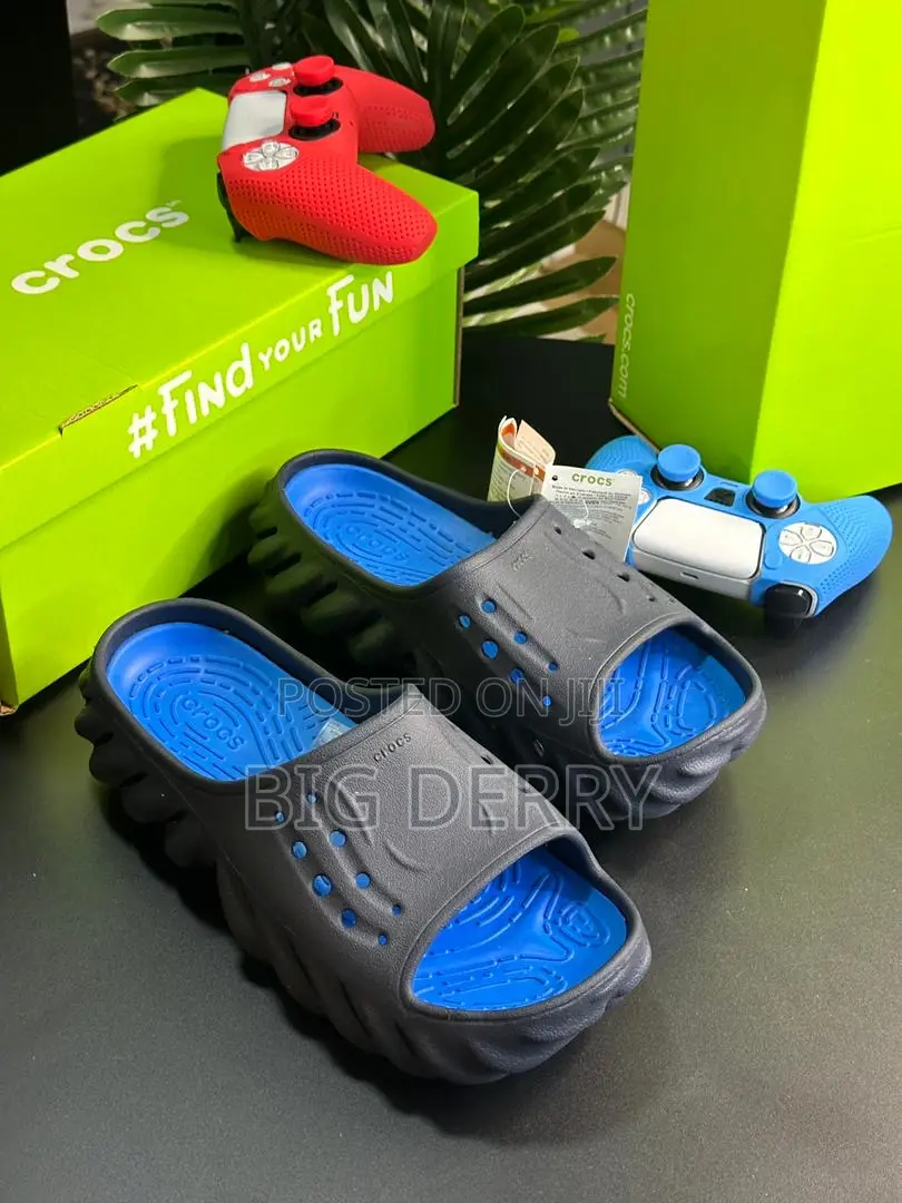 Crocs Echo Slides