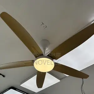 5 Blade Wooden Ceiling Fan With Light