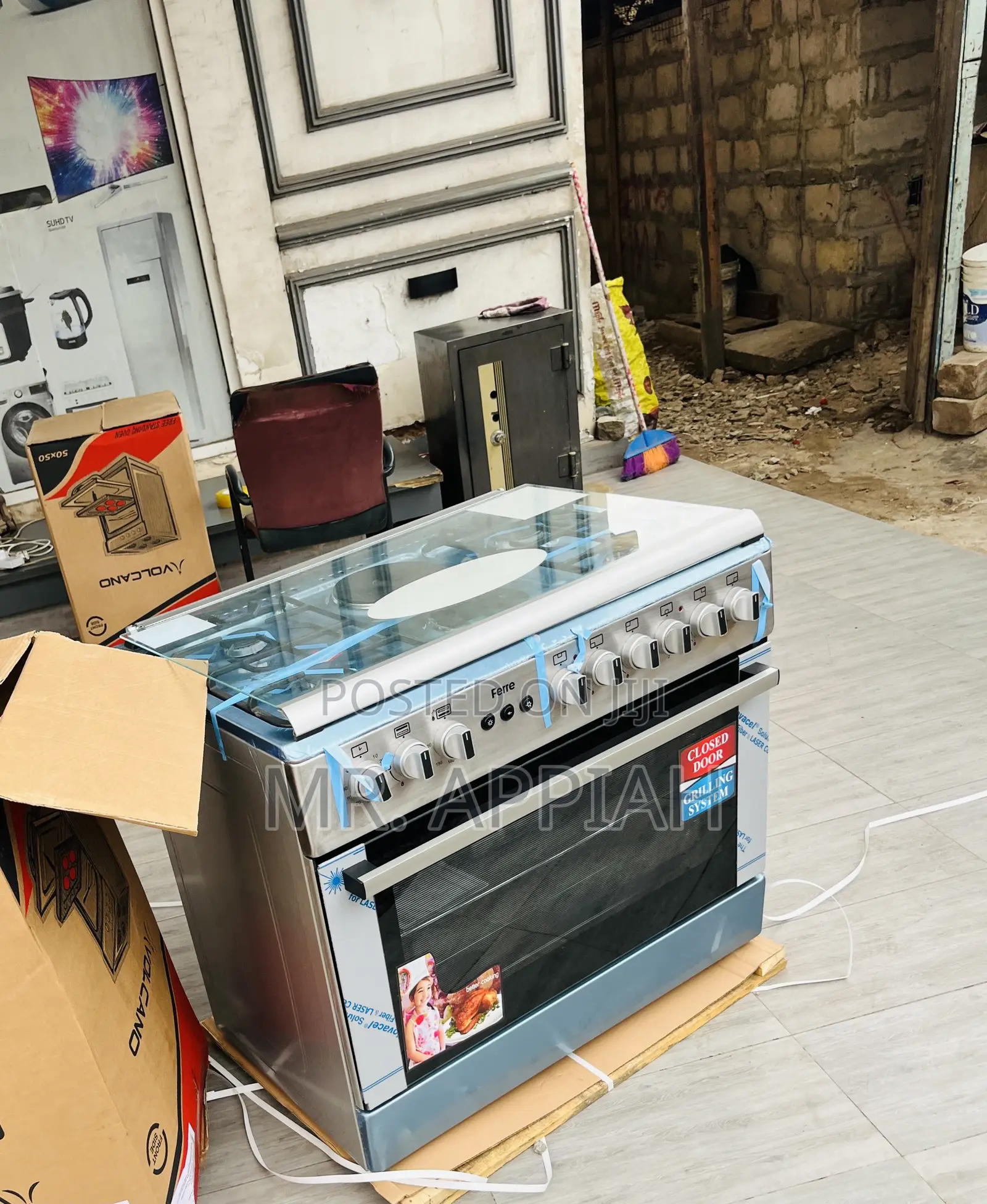 Beautiful Made Ferre 60x90 4 Gas With 1 Electric Burner.