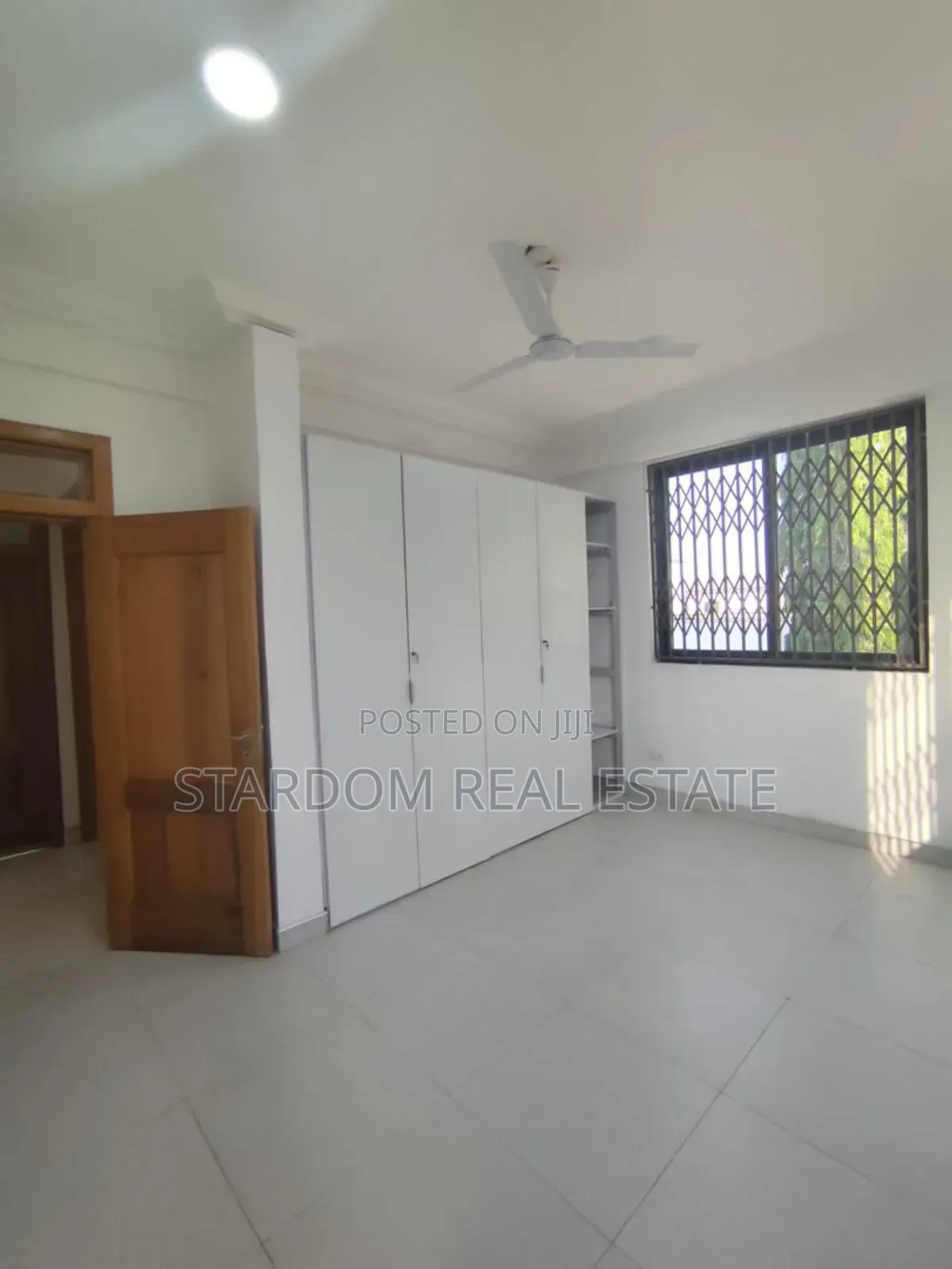 3bdrm Apartment in American House for rent