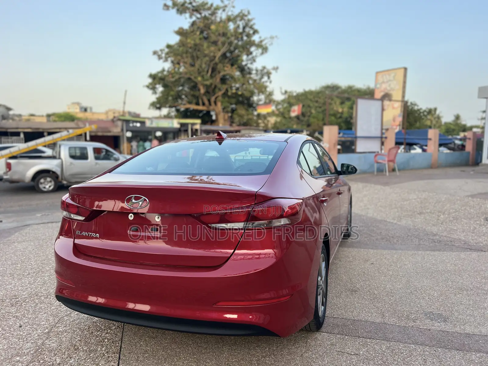 Hyundai Elantra 2017 Red
