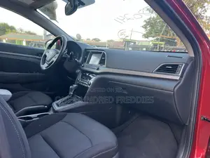 Hyundai Elantra 2017 Red
