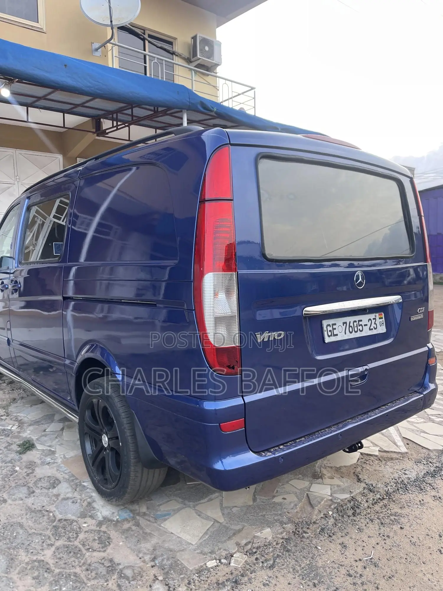 Mercedes-Benz Vito 2012 Blue