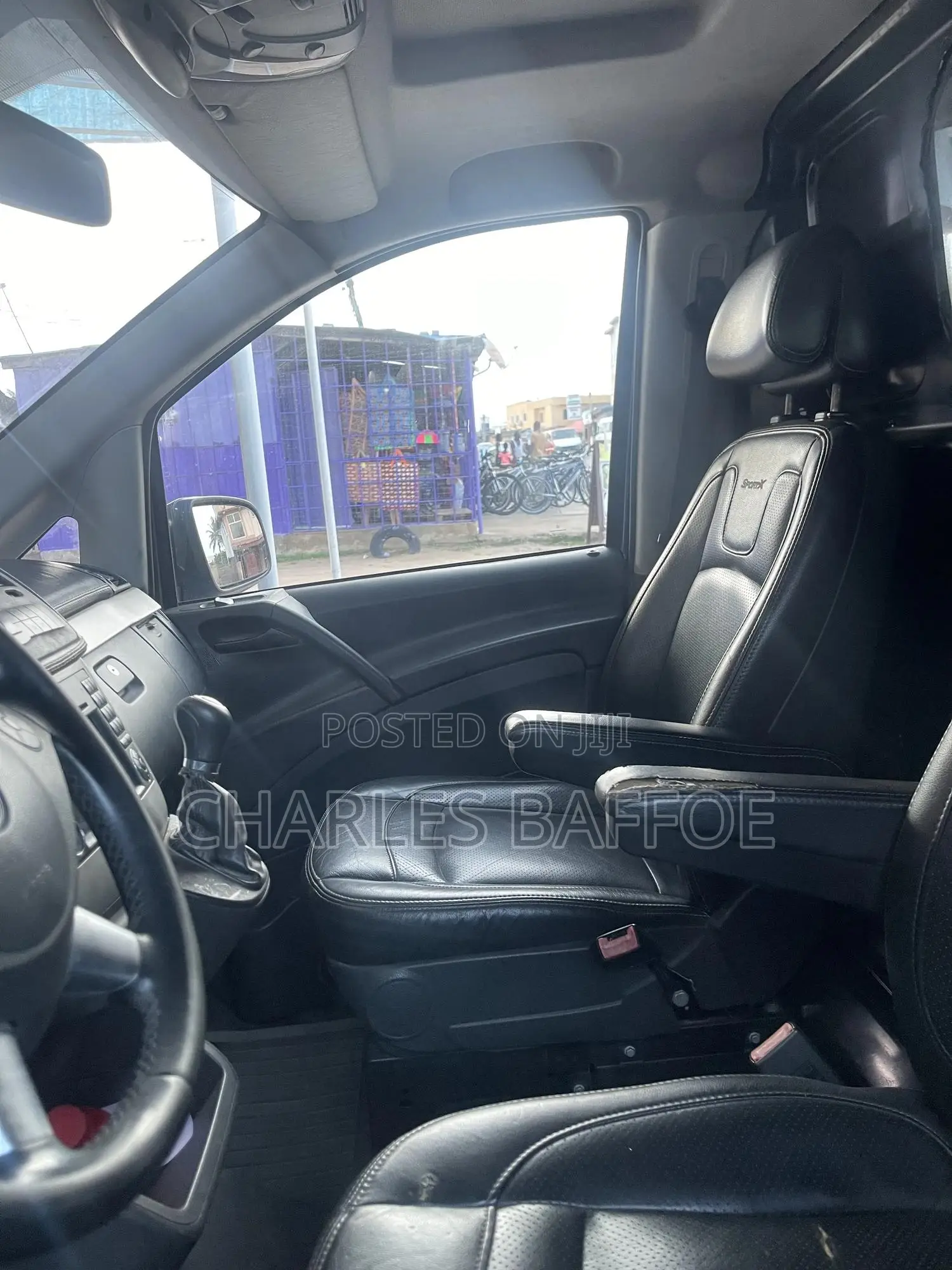Mercedes-Benz Vito 2012 Blue