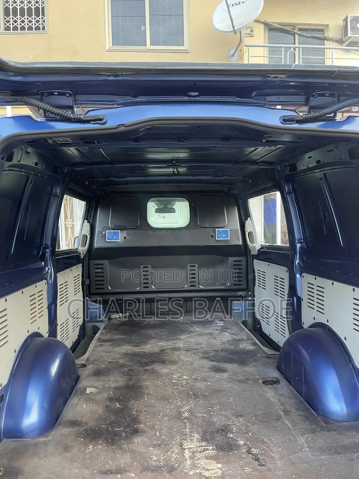Mercedes-Benz Vito 2012 Blue