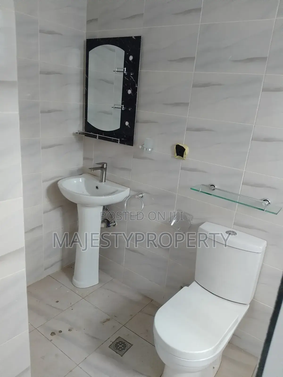 3bedrooms Self-Compound for Sale at Spintex