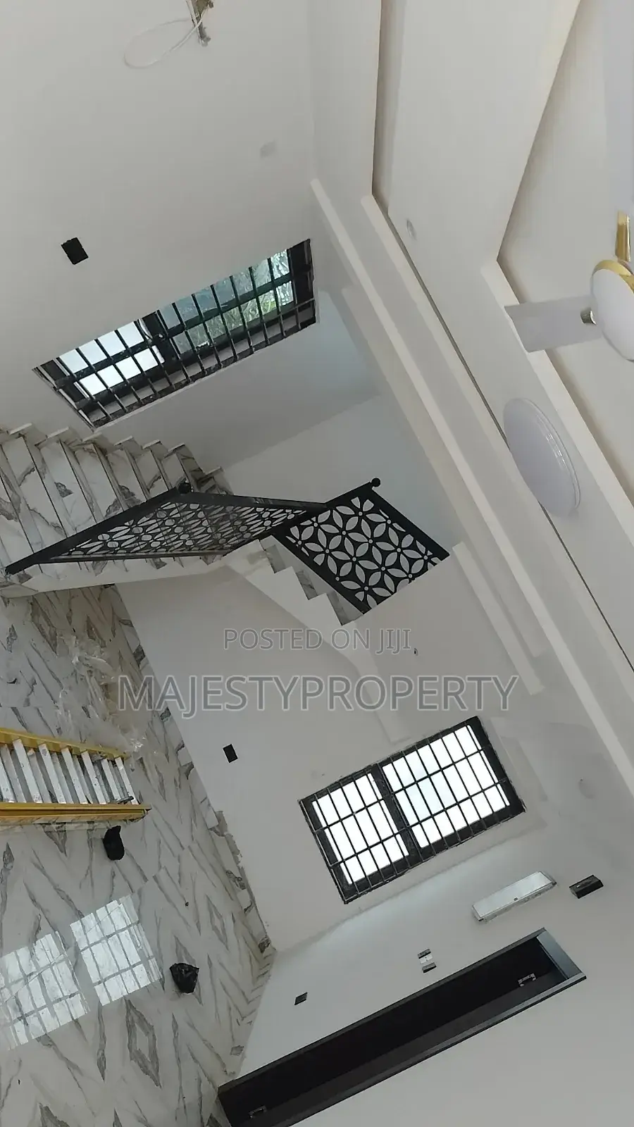 3bedrooms Self-Compound for Sale at Spintex