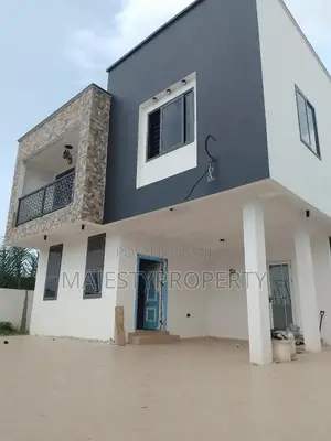 3bedrooms Self-Compound for Sale at Spintex