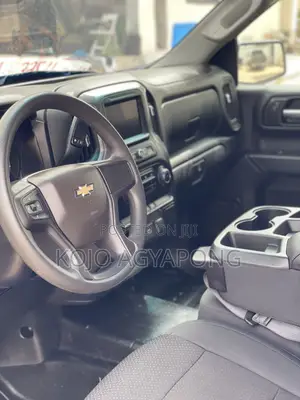 Chevrolet Silverado 2020 White