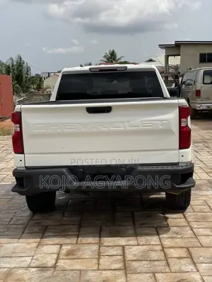 Chevrolet Silverado 2020 White