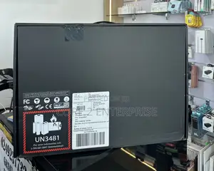 New Laptop Asus ROG Strix G17 16GB AMD Ryzen 9 SSD 1T