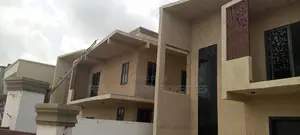 4bdrm Mansion in Kwabenya Home, Accra Metropolitan for sale