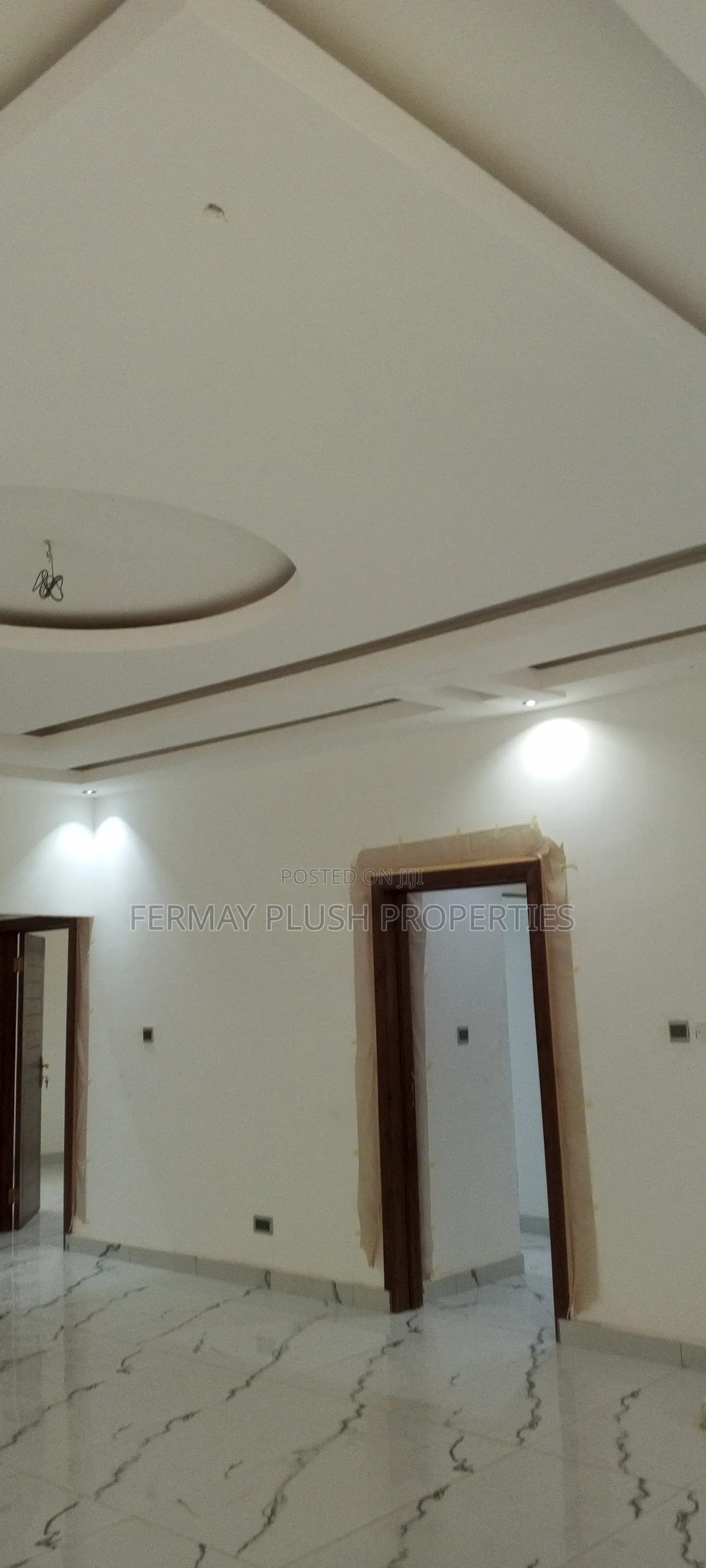 4bdrm Mansion in Kwabenya Home, Accra Metropolitan for sale