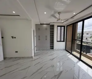5bdrm House in Lartebiokorshie for sale