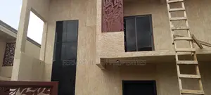 4bdrm House in Accra Homes for sale