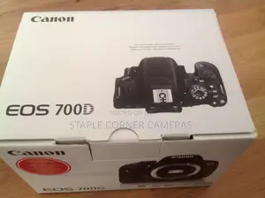 Canon EOS 700D Digital Camera