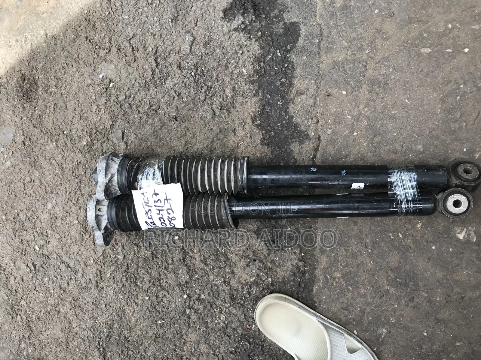 Honda Accord 2018/202 Back Shocks Available