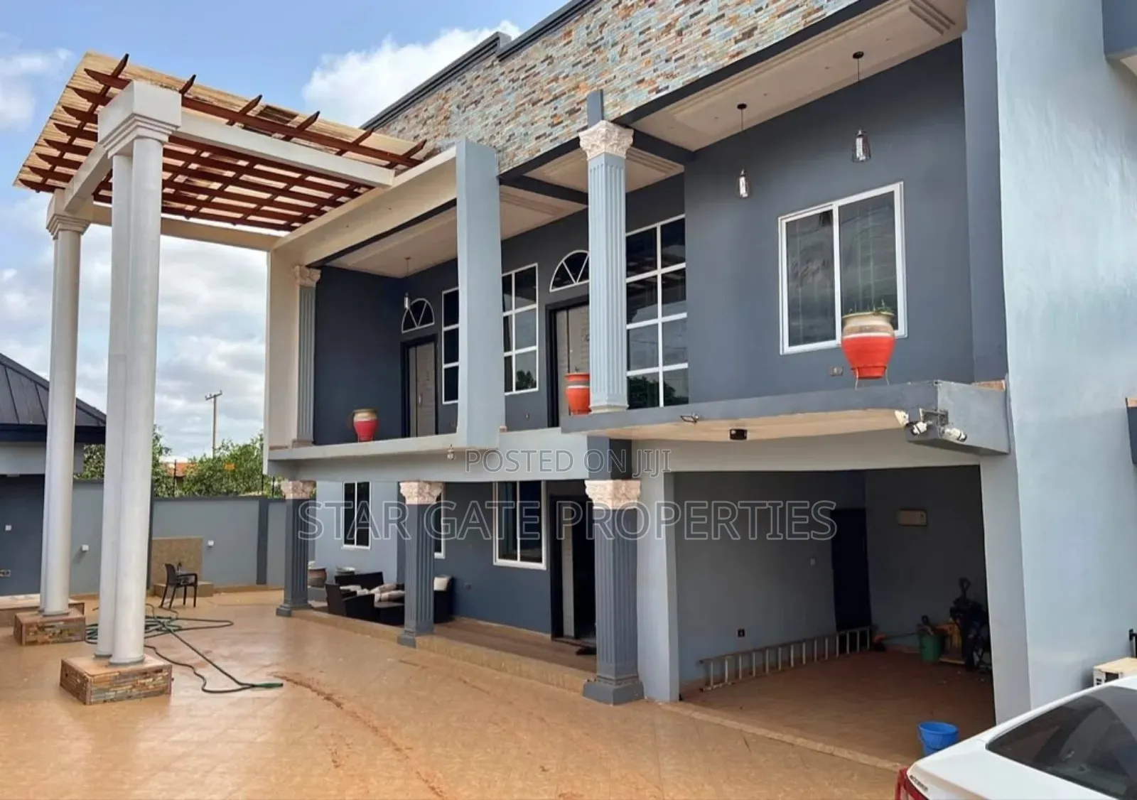 6bdrm House in Star Gate Properties, Kumasi Metropolitan for sale