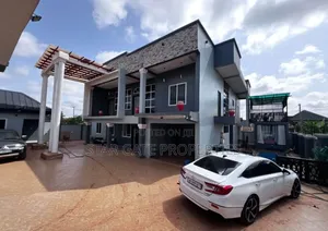 6bdrm House in Star Gate Properties, Kumasi Metropolitan for sale