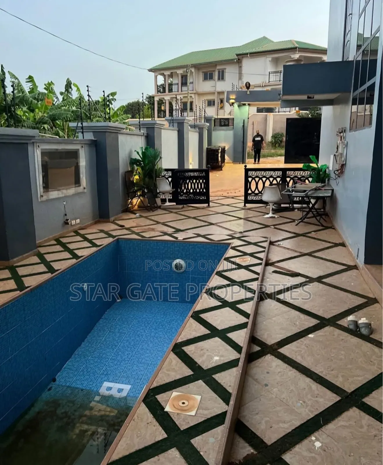 6bdrm House in Star Gate Properties, Kumasi Metropolitan for sale