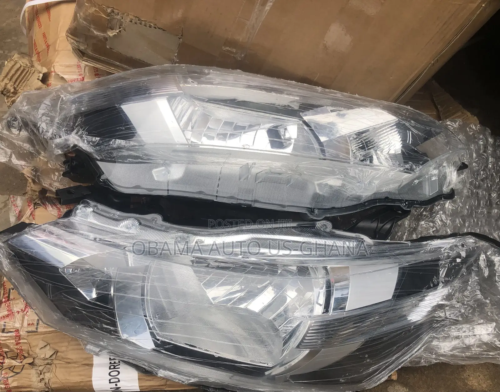 Toyota Yaris 2014 2015 2016 2017 Headlight Sedan / Saloon Head Light