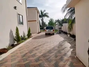 20bdrm Apartment in Barrier for sale