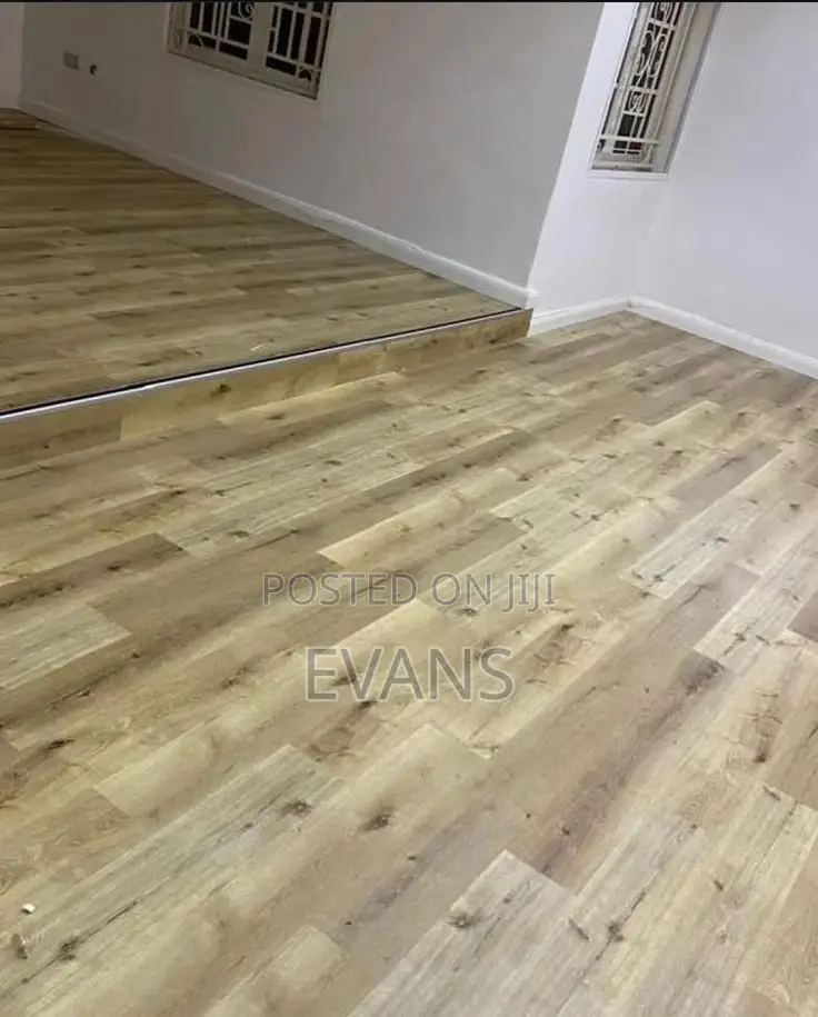Spc And Vynil Floor Hub