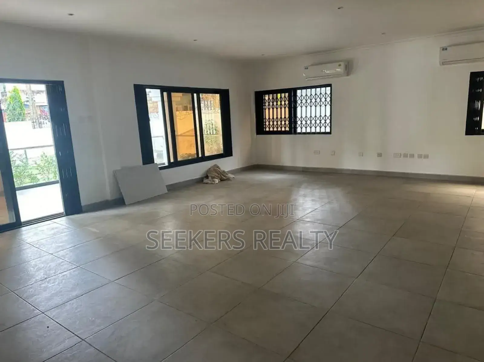 7bdrm House in Seekers Realty Airport Residential Area for rent