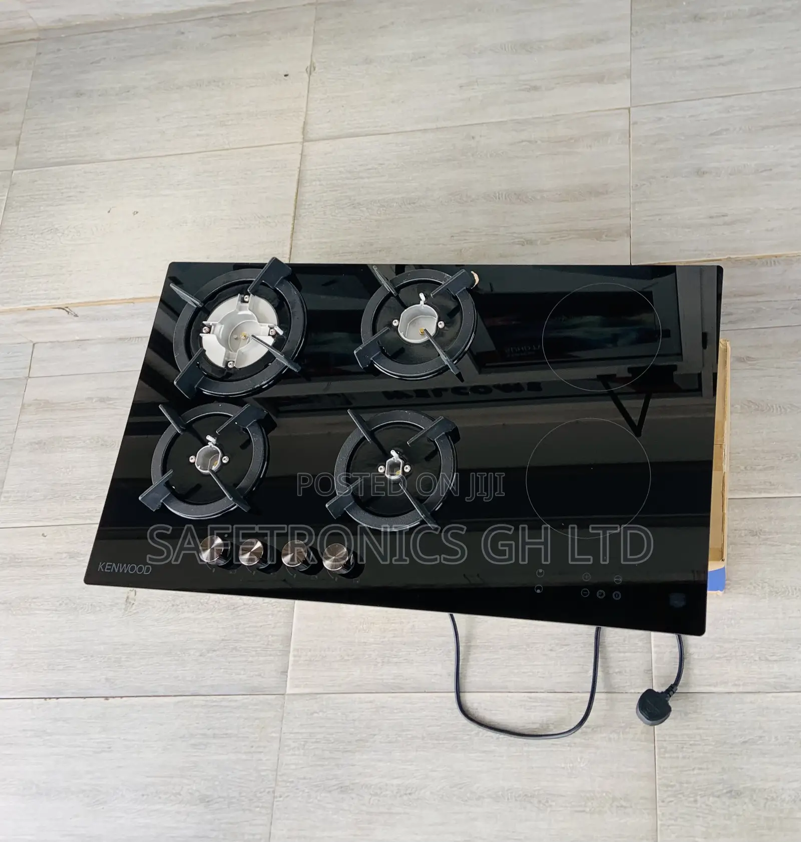 Zealous Black 90cm Ceramic 4 Gas 2 Electric Cooker