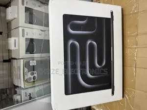 New Laptop Apple MacBook Pro 2024 M4 14-Inch 16GB Apple M4 SSD 512GB