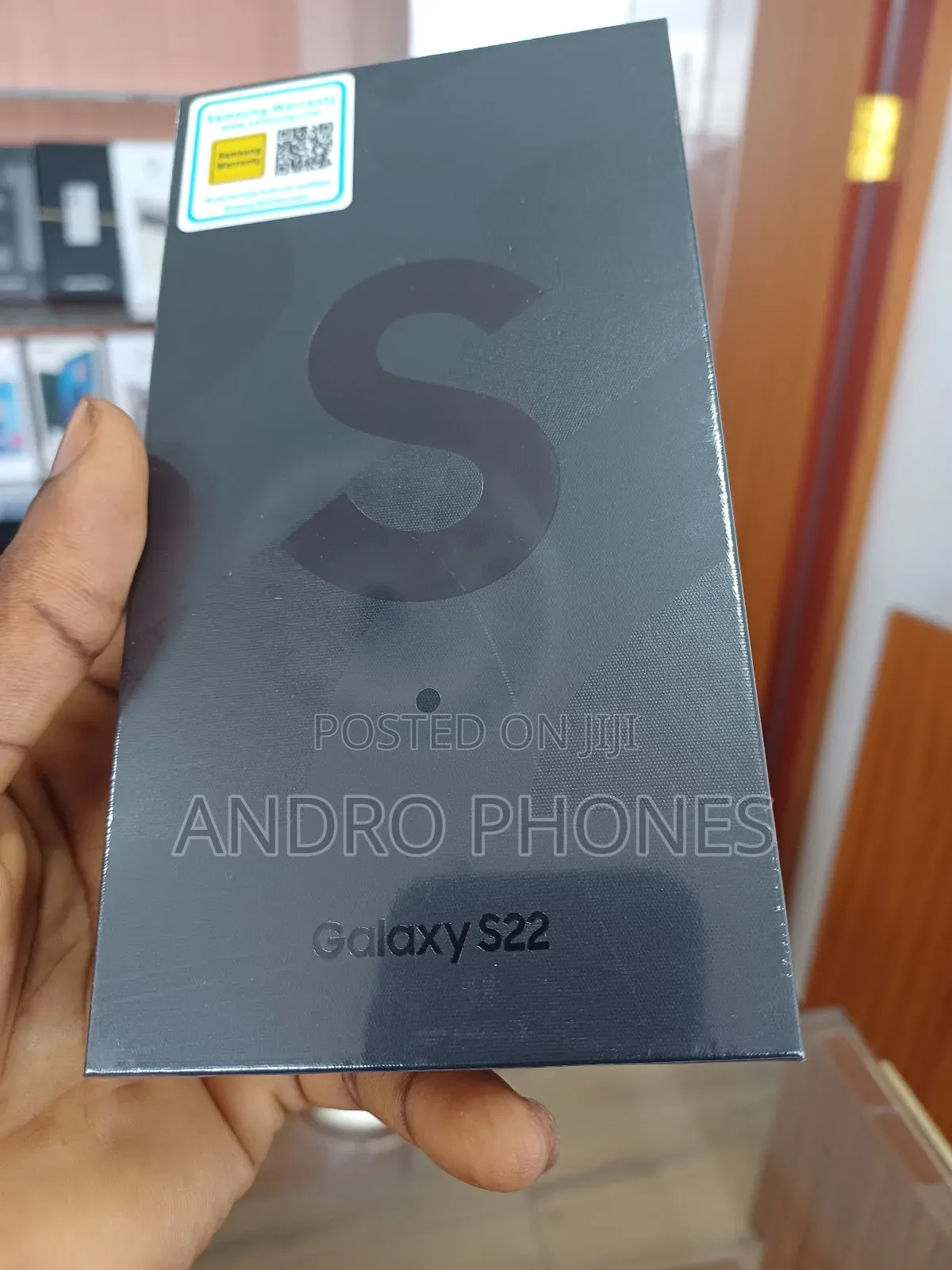 New Samsung Galaxy S22 5G 128 GB Black