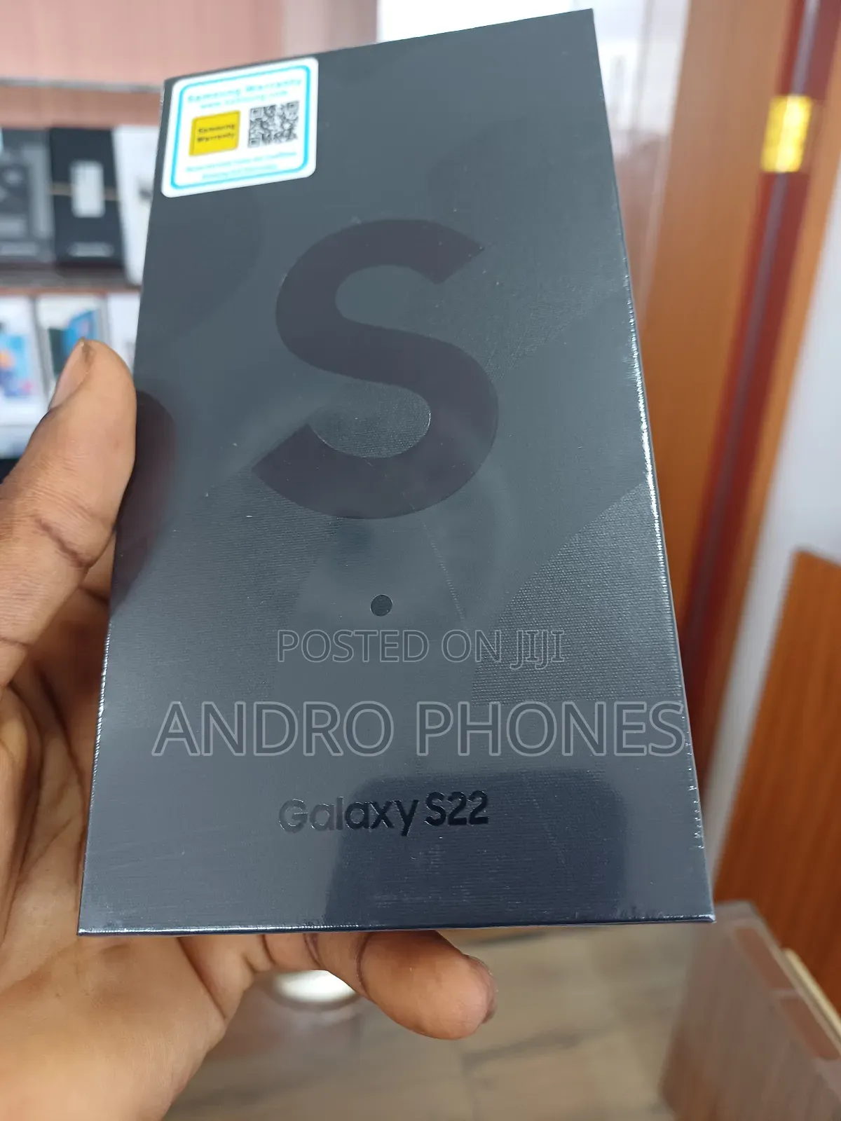 New Samsung Galaxy S22 5G 128 GB Black