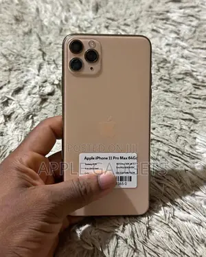 Photo - Apple iPhone 11 Pro Max 64 GB Gold